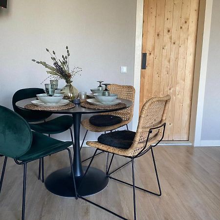 Statige Boerderijwoning Met Vrij Uitzicht En Tuin Vila Hoogzand Exterior foto