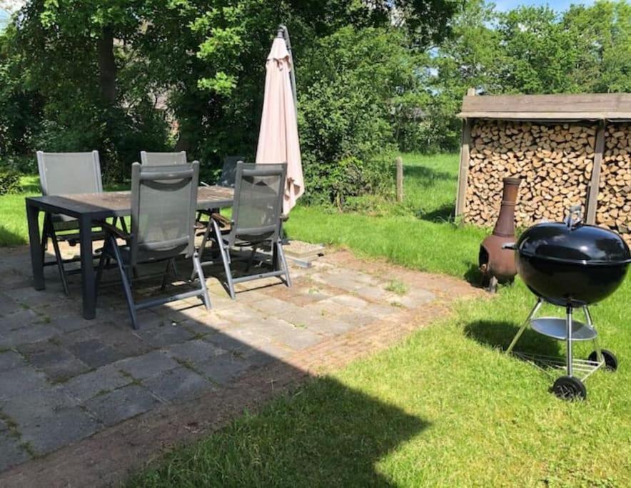Statige Boerderijwoning Met Vrij Uitzicht En Tuin Vila Hoogzand Exterior foto